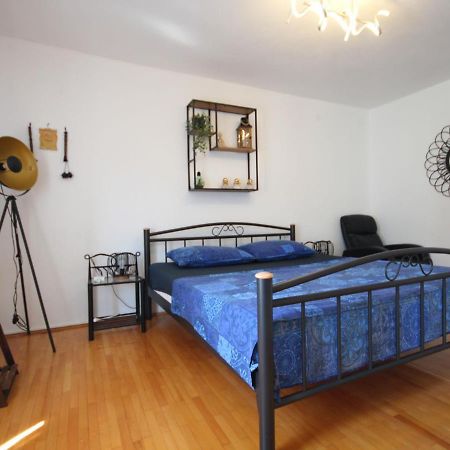 Holiday Home Lolita By Interhome Račišće Esterno foto